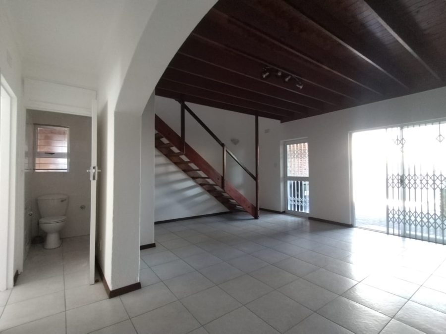 To Let 3 Bedroom Property for Rent in Table View Western Cape